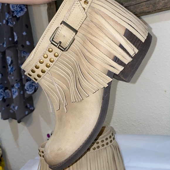 Naughty Monkey  Western Anmigo Fringe Western  9  8.5 - Picture 3 of 8